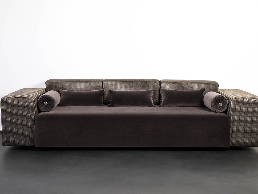 SIT IN 3 seated divan