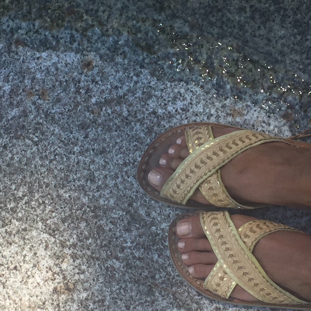 Aline Diépois globetrotting Corsica in Liwan sandals