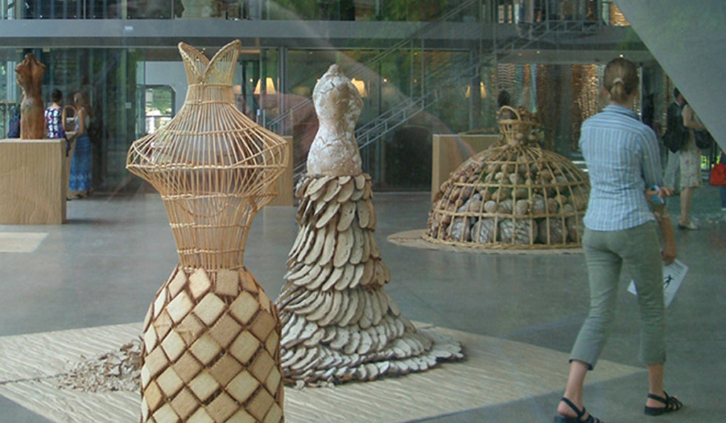 Pain couture By J.Paul Gaultier, Fondation Cartier